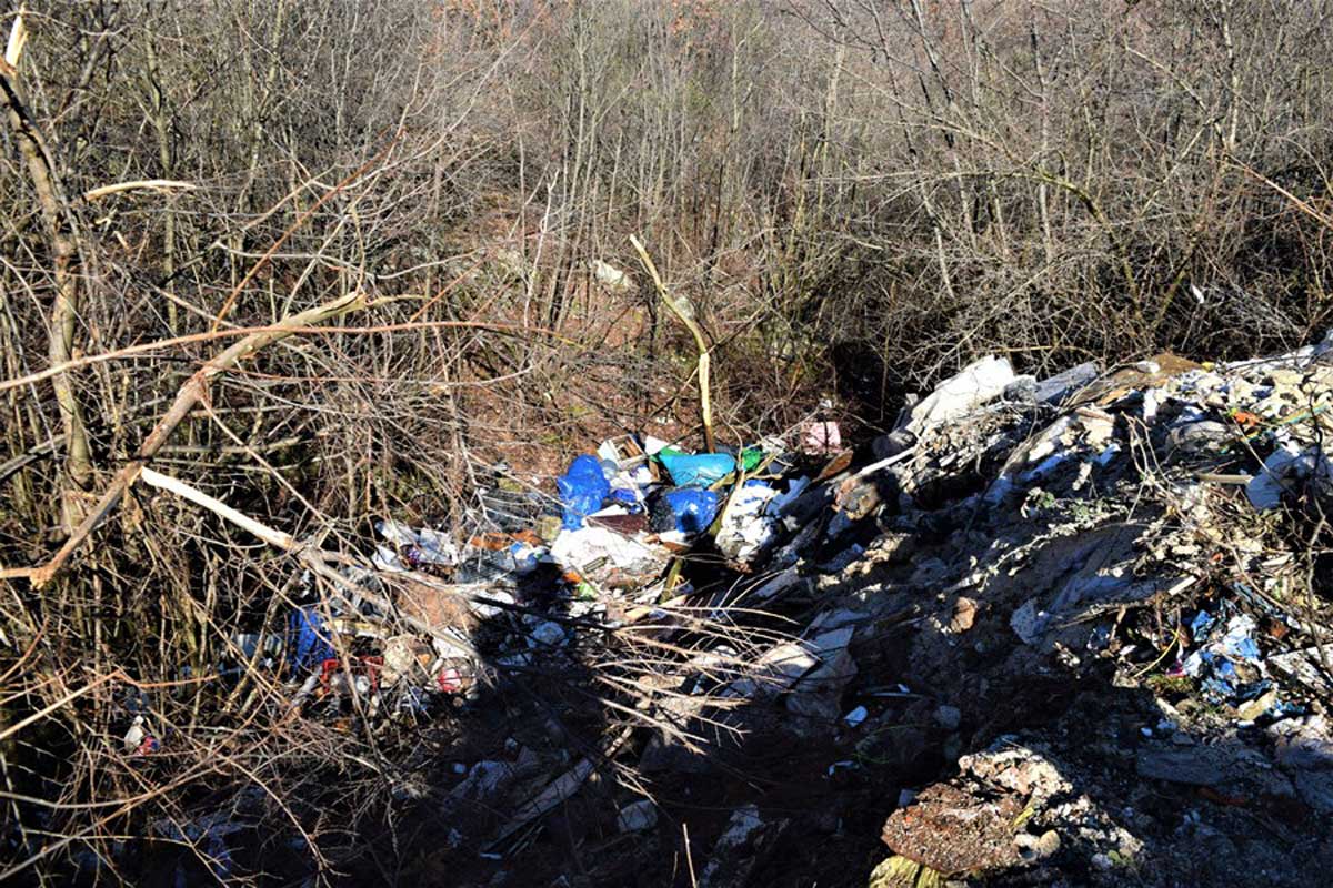 Ekološka akcija čišćenja ilegalnih odlagališta otpada na području mjesta Zelovo i općine Hrvace