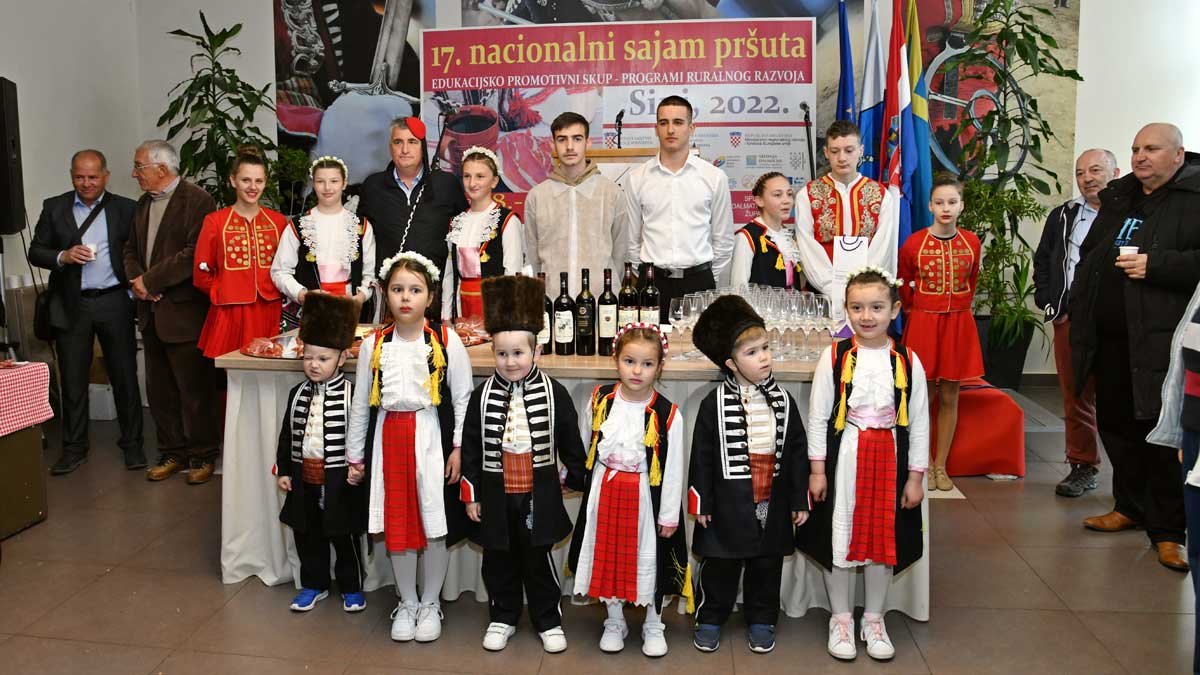 Nacionalni sajam pršuta i trajnih suhomesnatih proizvoda