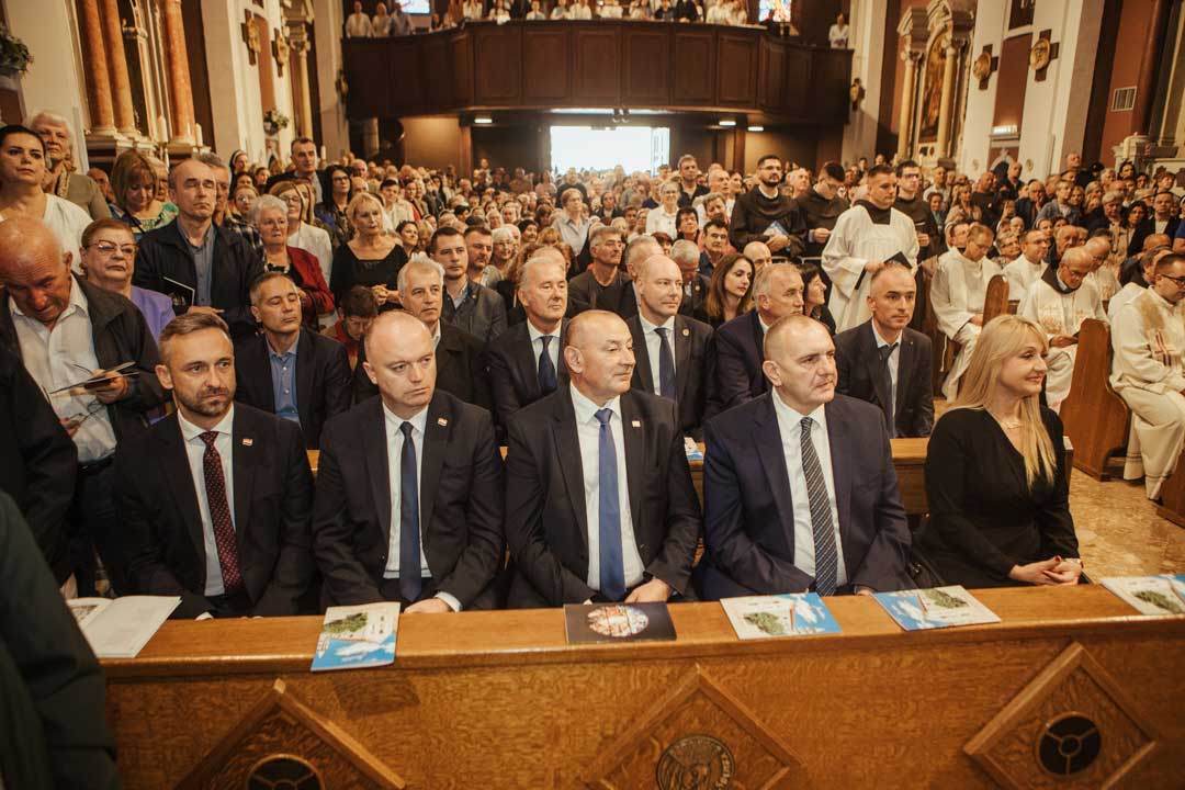 Proglašenje bazilike Sinj - političari Proglašenje bazilike Sinj - političari
