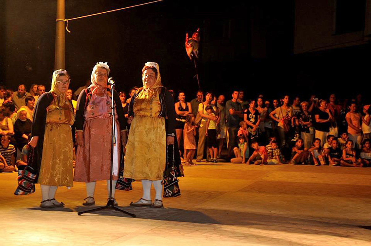 Costume traditionnel des femmes mariées