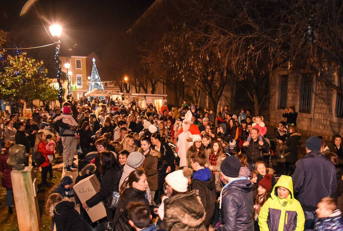 U ozračju blagdanskom: Advent i dobri duh Božića