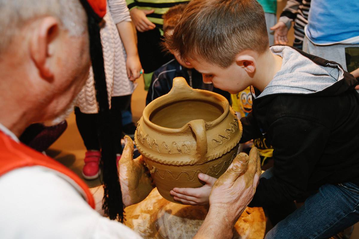 Die Tradition überlieferter Handwerksberufe in der Cetiner Region