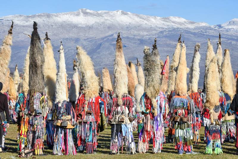 Godišnji pokladni ophodi mačkara podkamešničkih sela