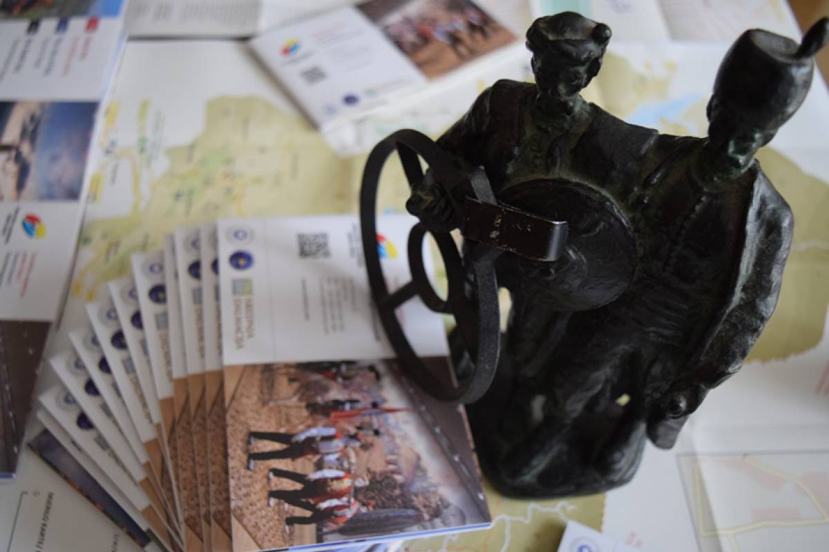 Tiskana je nova turistička karta za područje grada Sinja i općina Dicmo, Hrvace i Otok Tiskana je nova turistička karta za područje grada Sinja i općina Dicmo, Hrvace i Otok