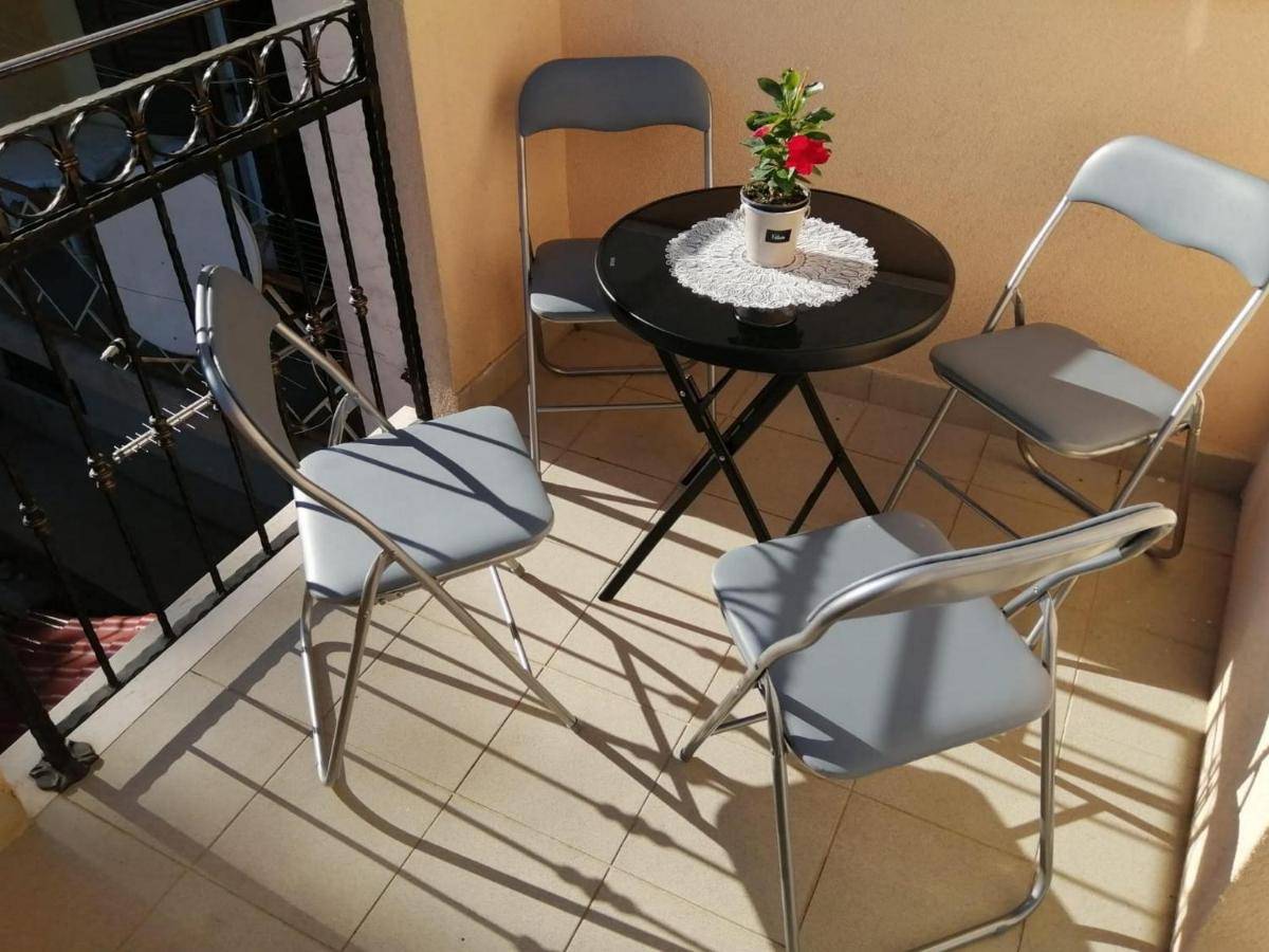 Apartment Sesardić ***