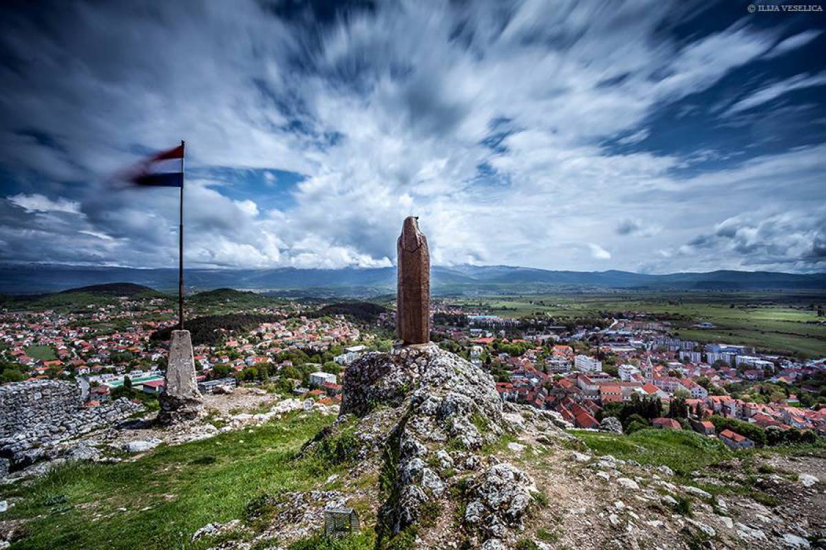 Virtualna šetnja kroz Svetište Gospe Sinjske i grad Sinj