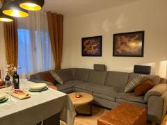 Apartman Gold Wing ***
