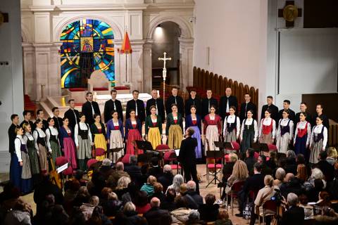 Božićni koncert Ansambla Lado u bazilici Čudotvorne Gospe Sinjske