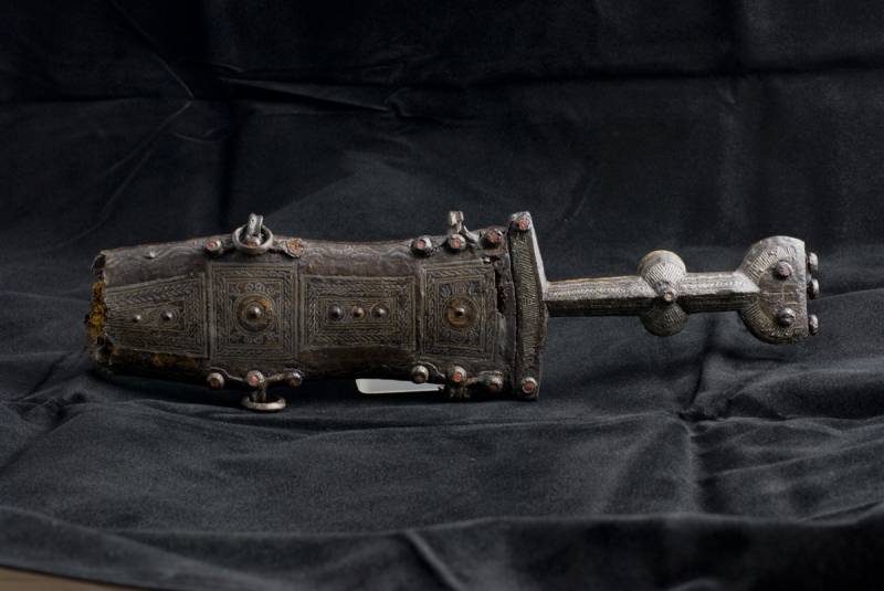 Roman officer's dagger, the river Cetina near Trilj (1st century BC)