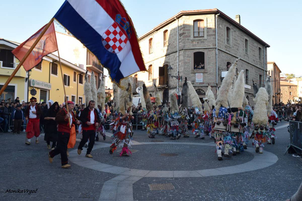 Didi s Kamešnice – Gljev, gostovali na karnevalskim svečanostima u Oristanu i Samugheo na Sardiniji