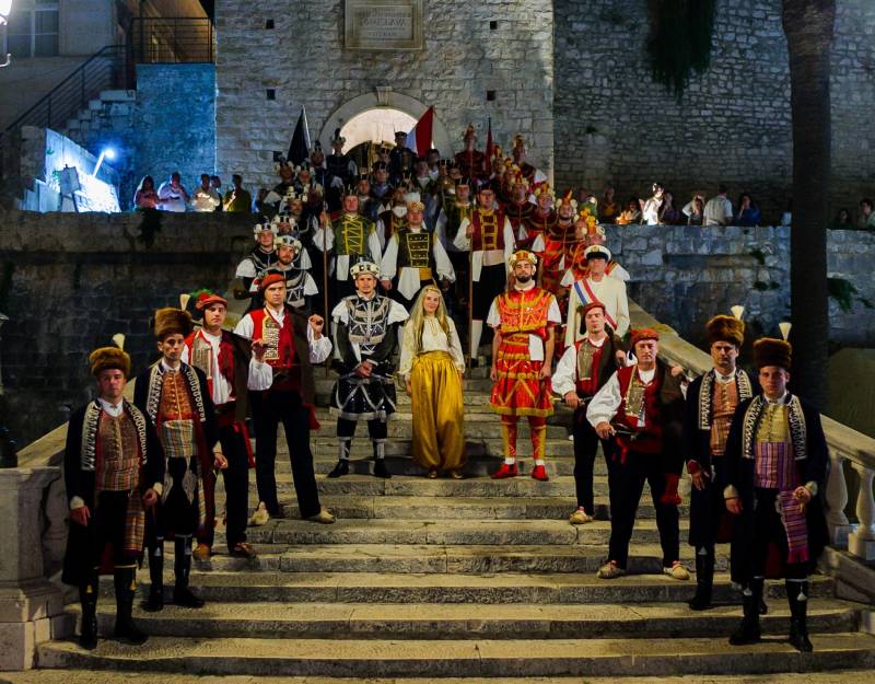 Alkari i alkarski momci na Festivalu viteških igara Korčula – 2024.