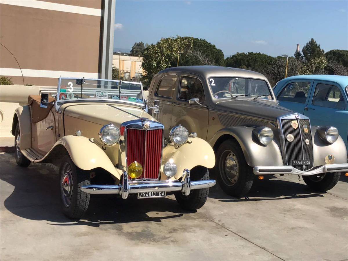 Dolazak oldtimera iz MG club d&#039;Italia u Sinj i Split