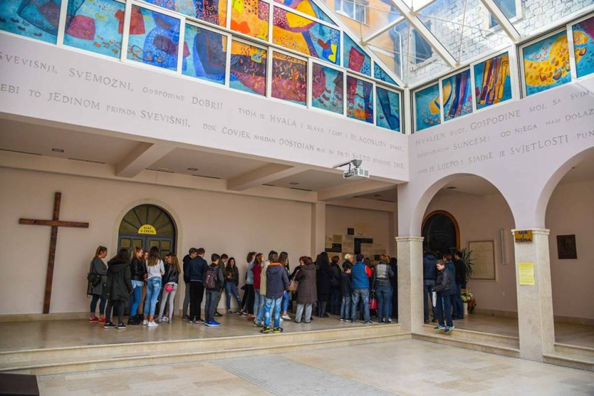 ''Turist u svom gradu''- uspješno održana edukativna akcija Turističke zajednice Grada Sinja ''Turist u svom gradu''- uspješno održana edukativna akcija Turističke zajednice Grada Sinja