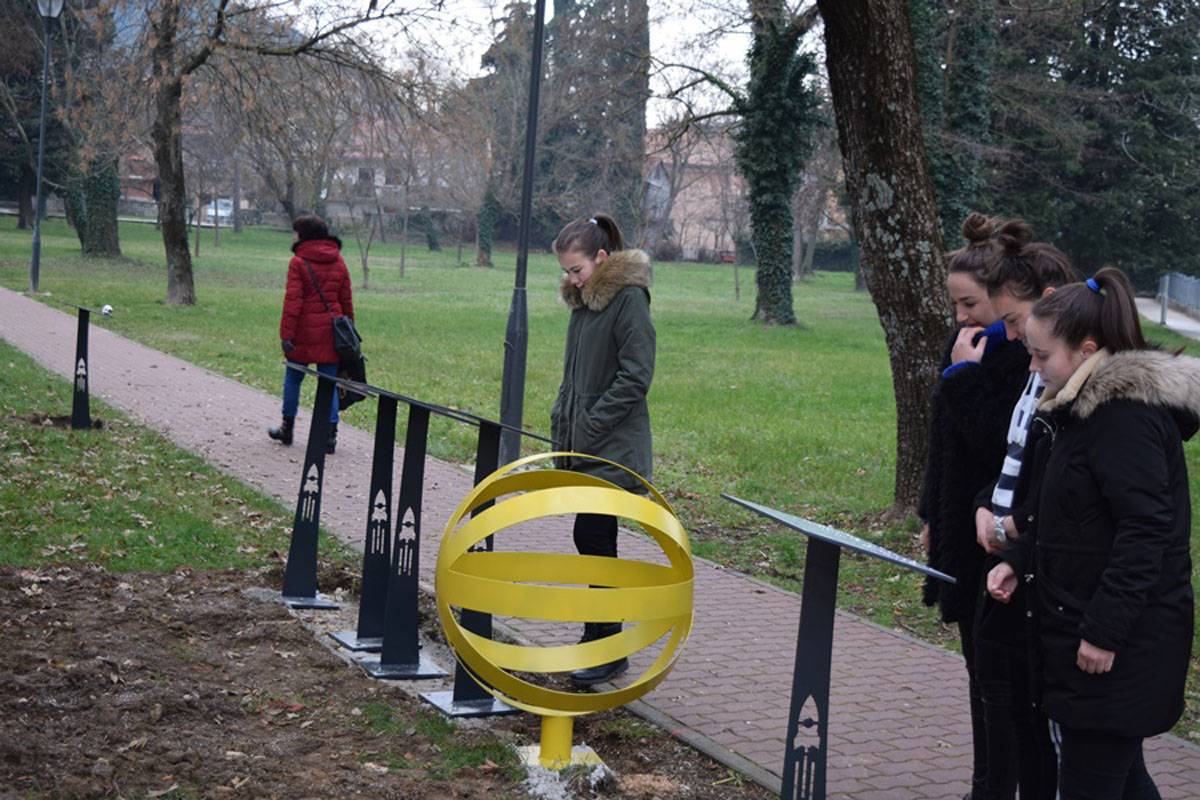 Turistička zajednica grada Sinja završila projekte: „Zvučna zrcala – park znanosti„ i „Svemirska šetnja“ Turistička zajednica grada Sinja završila projekte: „Zvučna zrcala – park znanosti„ i „Svemirska šetnja“