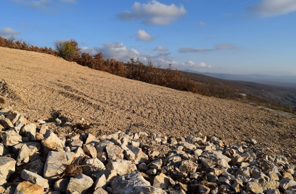 Uređenje terena letjelišta Greda